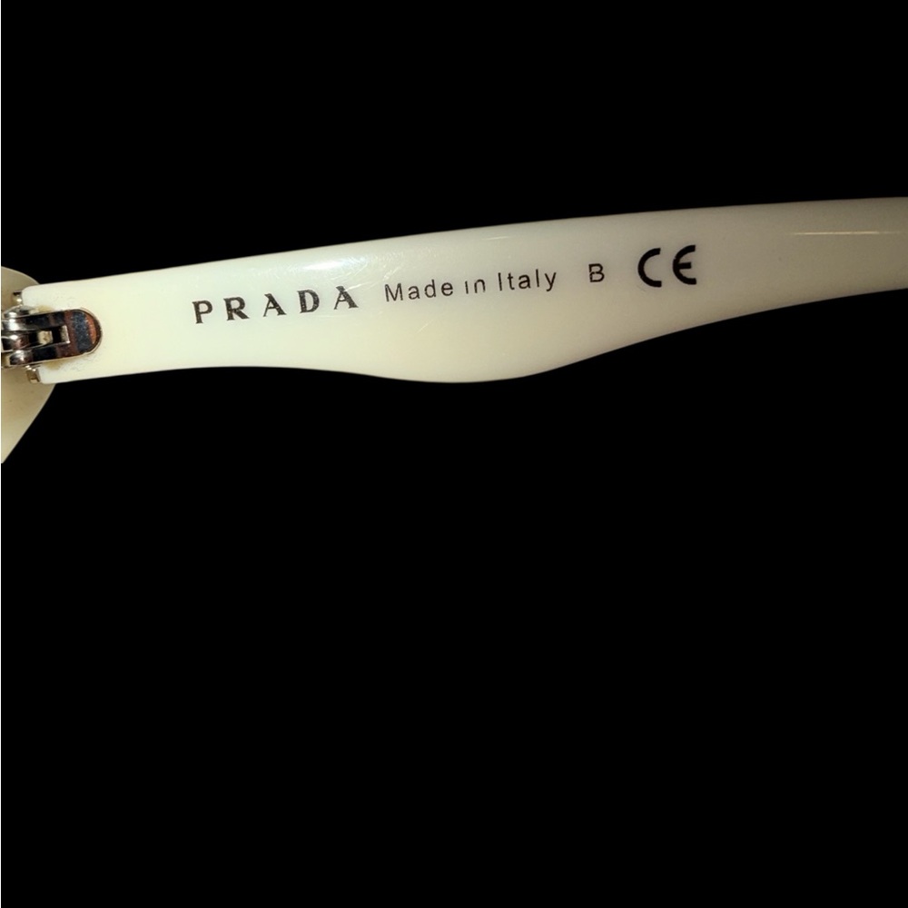 Prada AUTHENTIC Sunglasses made in Italy CE SPR 05N 125 - Picture 5 of 14